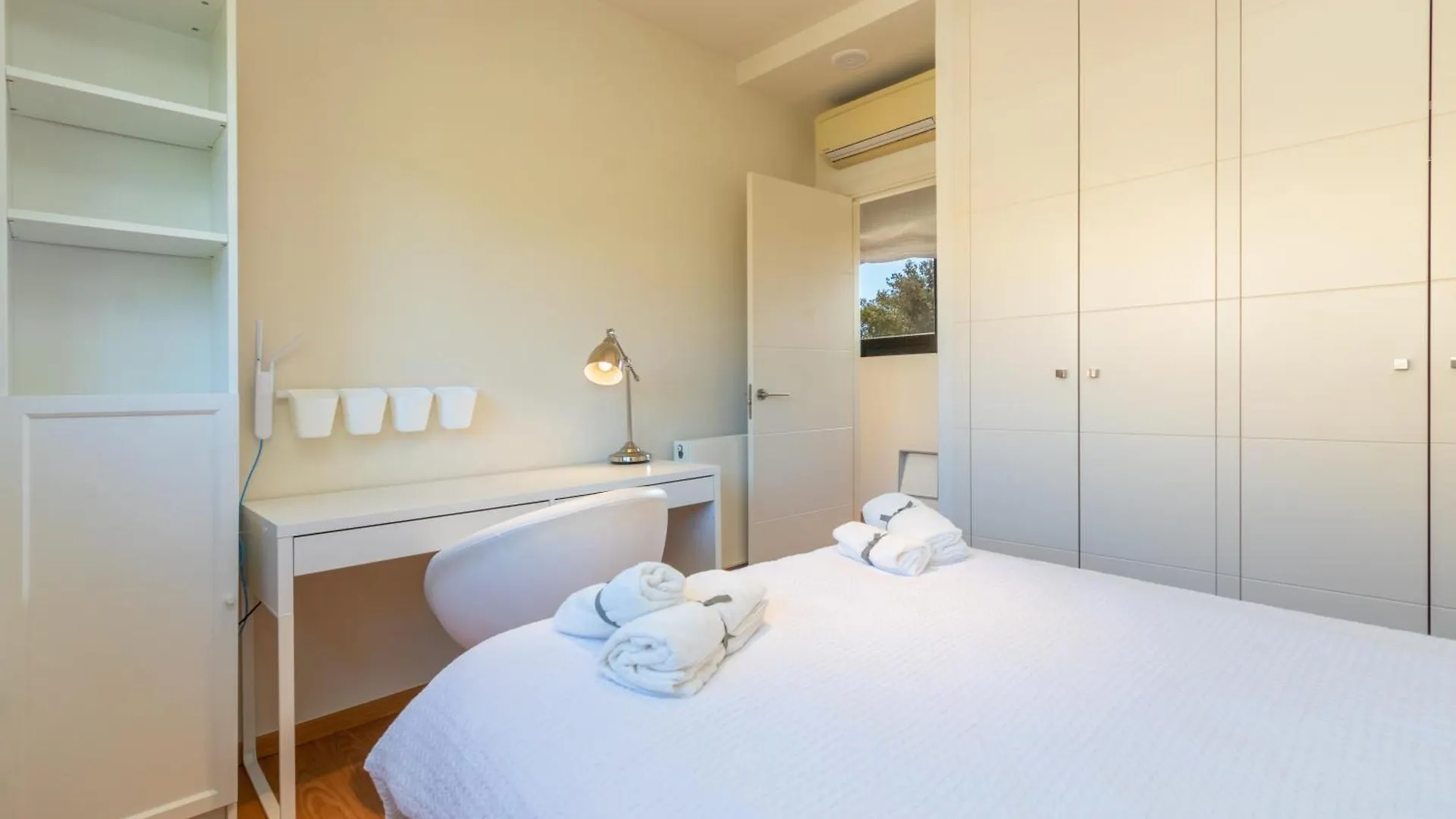 Preciosa Villa En La Costa Brava Montrás